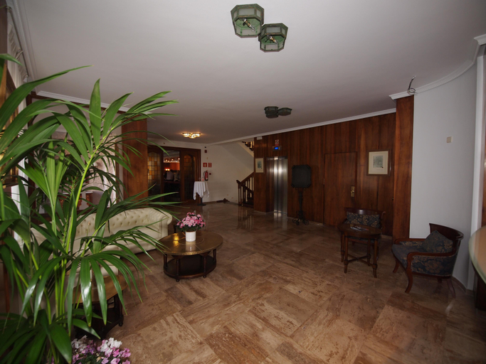 Public Area 2, Hotel El Bedel, Madrid