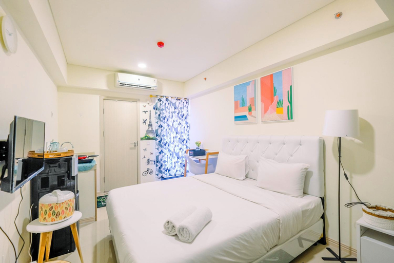 Simply and Homey Studio Meikarta Apartment By Travelio, Cikarang
