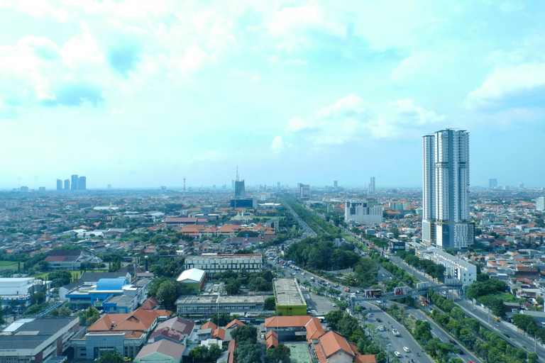 Cozy Studio With City View at Tamansari Papilio Apartment By Travelio, Surabaya