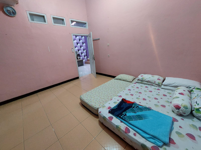 Bedroom 4, Qyta Homestay, Pangandaran