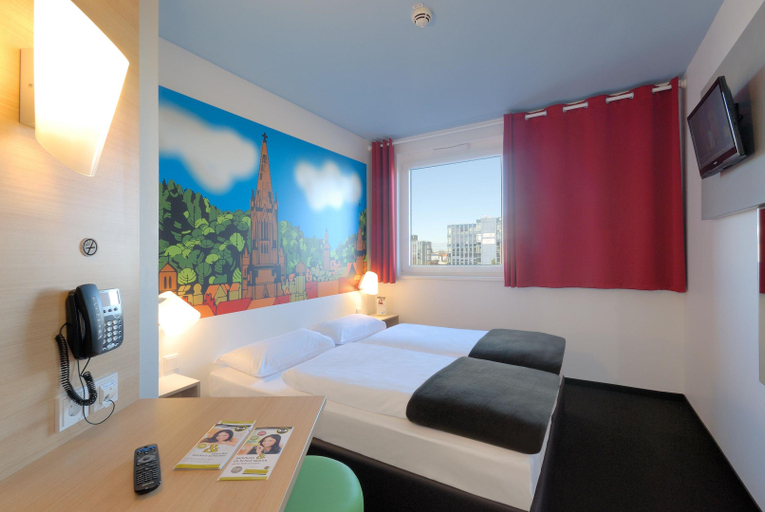 Bedroom 5, B&B Hotel Freiburg-Süd, Freiburg im Breisgau