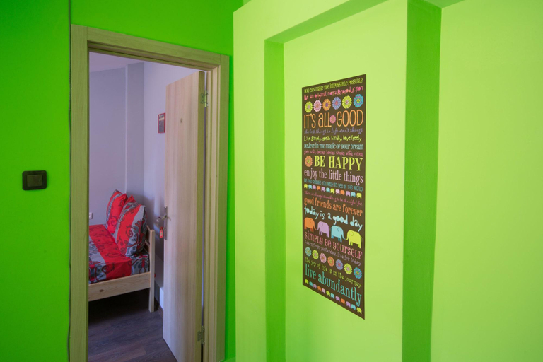 Public Area 2, Peter Pan House, Stolichna