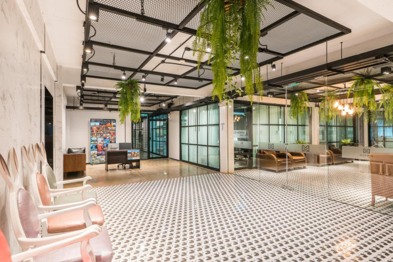 Public Area 2, Marwin Villa Hotel, Ratchathewi