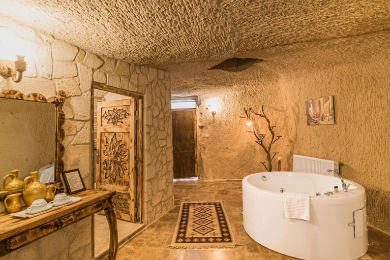 Bedroom 3, Cappadocia Ennar Cave and Swimming Pool, Nevşehir