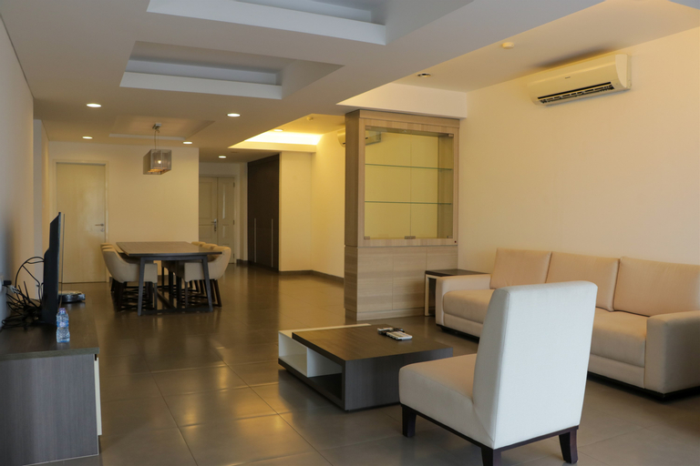 Public Area 3, Spacious 3BR Simprug Park Residences near Gandaria City Mall By Travelio Premium, South Jakarta