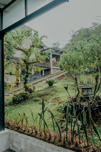 Exterior & Views 5, Casa De Ranca, Bandung