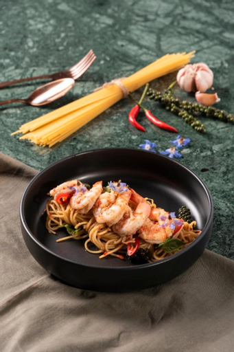 Food & Drinks 7