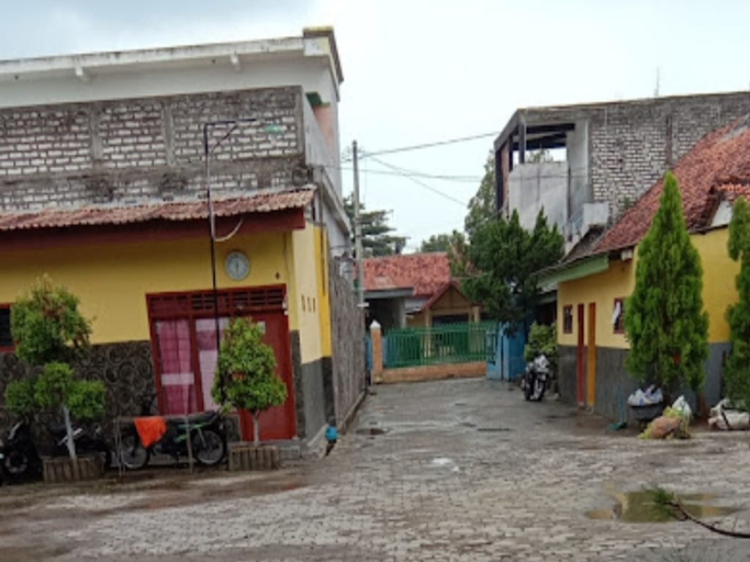 Exterior & Views 2, Losmen Faria, Madura Island