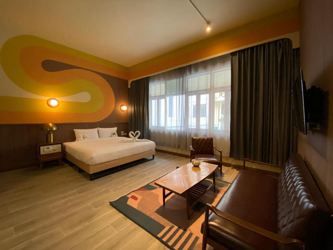 Bedroom 16