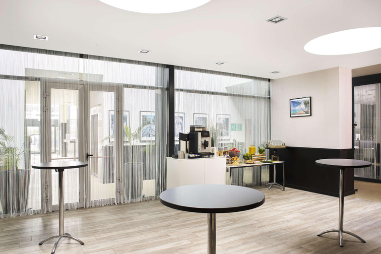Public Area 4, Park Inn by Radisson Liege Airport, Liège