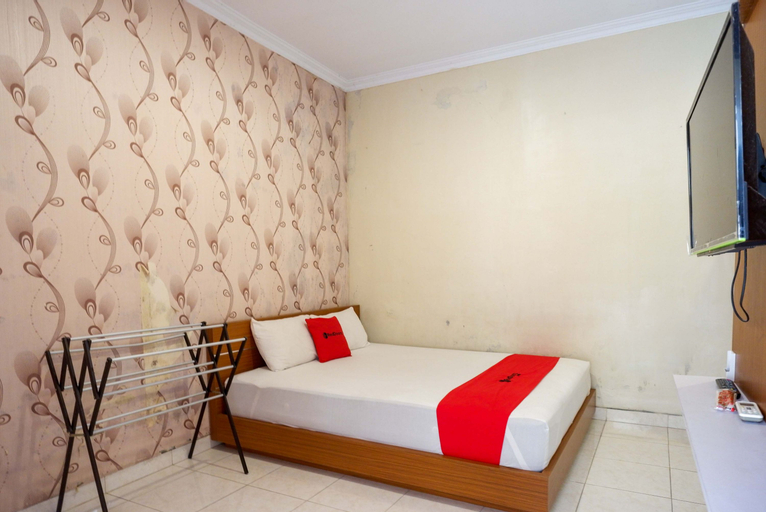 Bedroom 1, RedDoorz Plus @ Jalan Parangtritis 2, Bantul