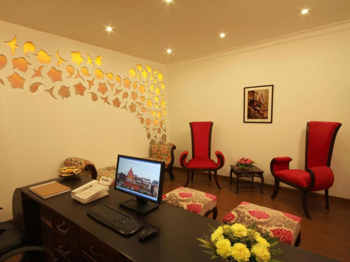 Public Area, Amritara Suryauday Haveli, Chandauli