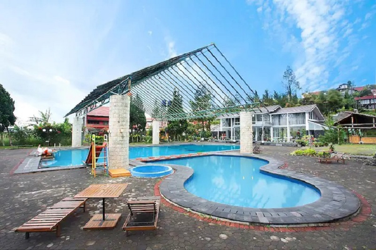 Sport & Beauty, Villa Avarest by Villa Istana Bunga, Bandung