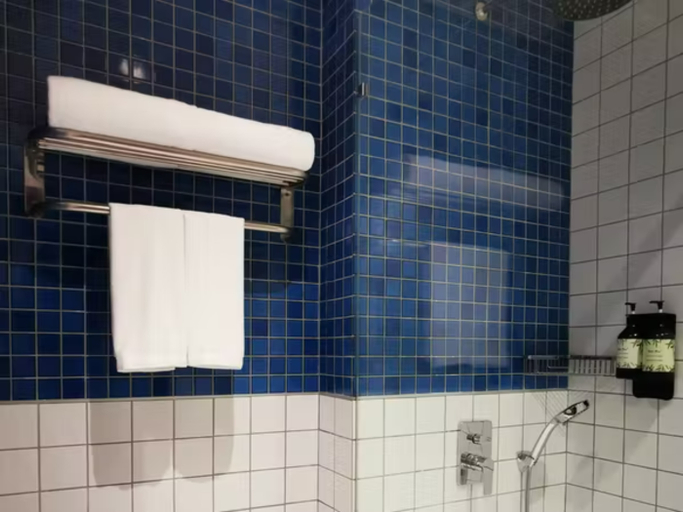 Bathroom 5, STEG KUALA LUMPUR, Kuala Lumpur