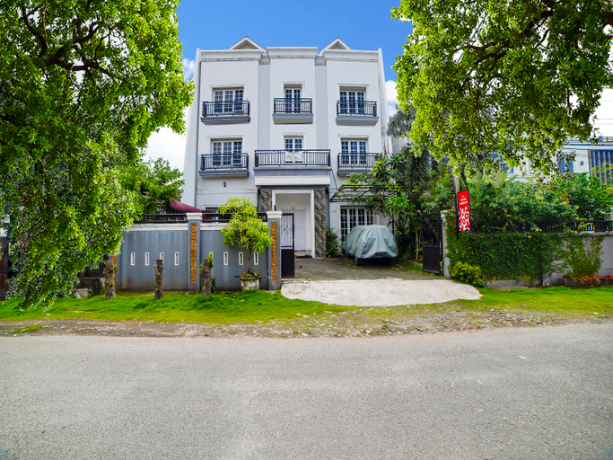 Exterior & Views 2, OYO 91286 Batser Homestay Syariah, Medan