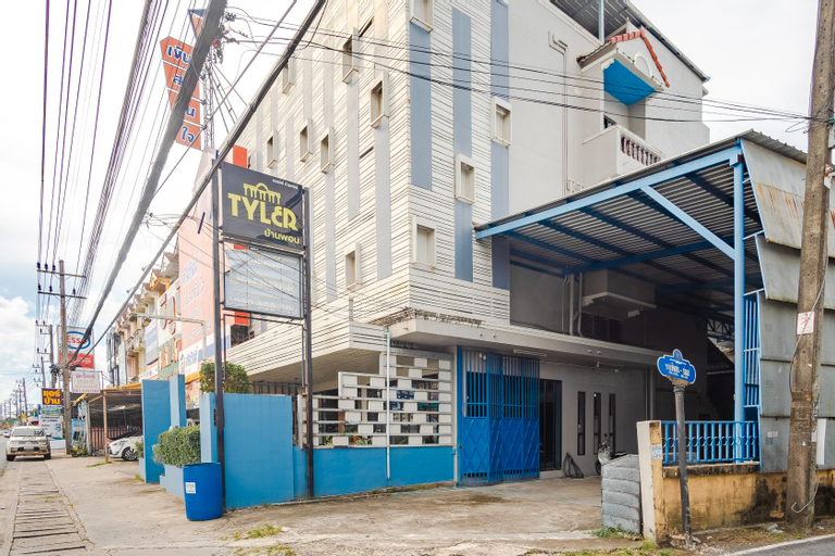 Tyler Banpon, Phuket Island