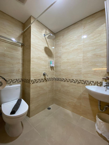 Bathroom 5, JOEY Studio at B Residence Apartment BSD, Tangerang Selatan