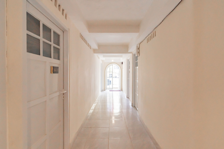 Public Area 3, Urbanview Hotel Kangen Bungalow Purwakarta, Purwakarta