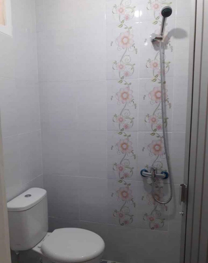 Bathroom 5, Triple-A Homestay 3 Syari'ah, Bandar Lampung