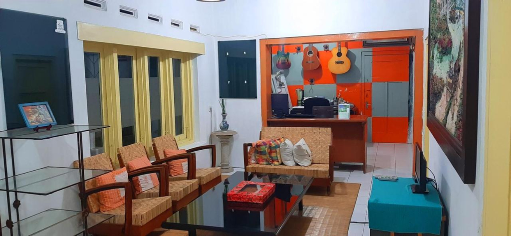 Public Area, Dekaka Homestay, Malang