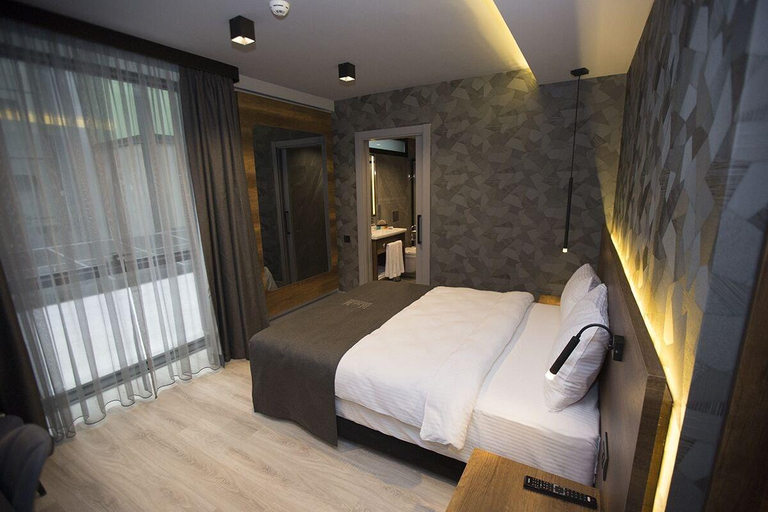 Bedroom 2, Emen'S Otel, Konak
