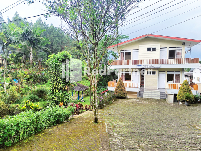 Exterior & Views 3, Hotel Anita Baturaden RedPartner, Banyumas