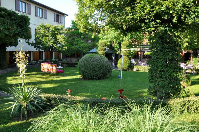 Public Area 2, Logis Hotel le Dahu, Loire