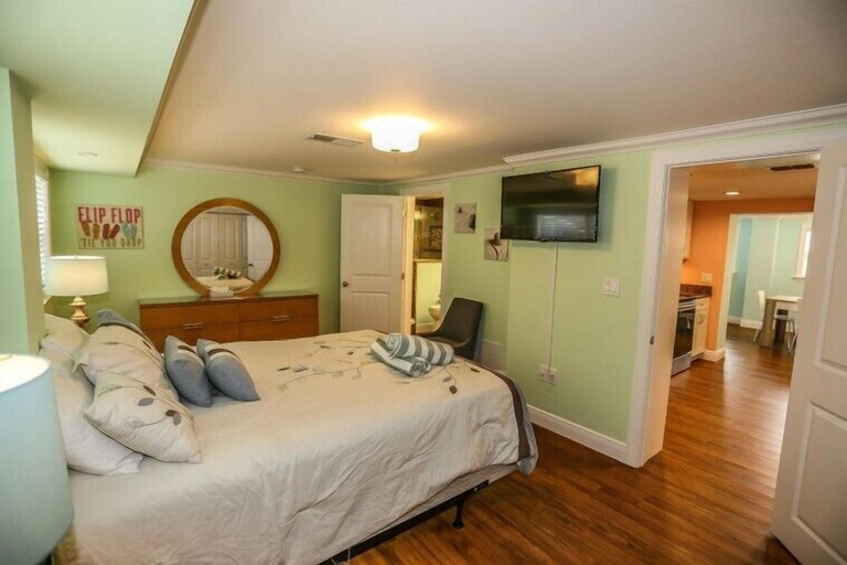 Bedroom 3, 203 Fairweather Villa B, Lee