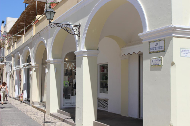 Exterior & Views 2, Villa Pollio Guest House, Napoli