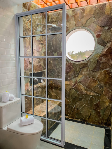 Bathroom, Morelo Water Villa, Batam