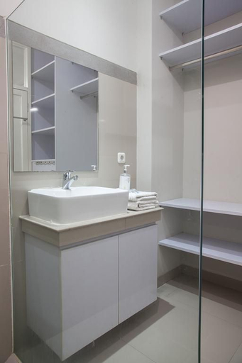 Bathroom 5, Kanwa Residence, Surabaya