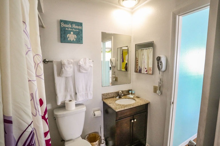 Bathroom 3, 5583 Estero Villa 1 Deep Sea Dive, Lee