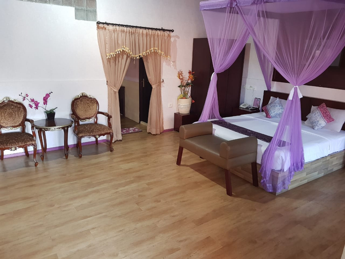 Bedroom 28