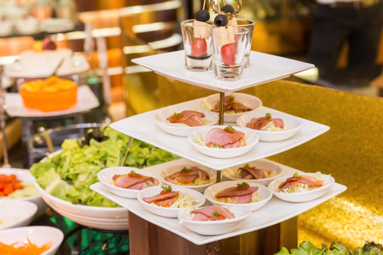 Food & Drinks 6