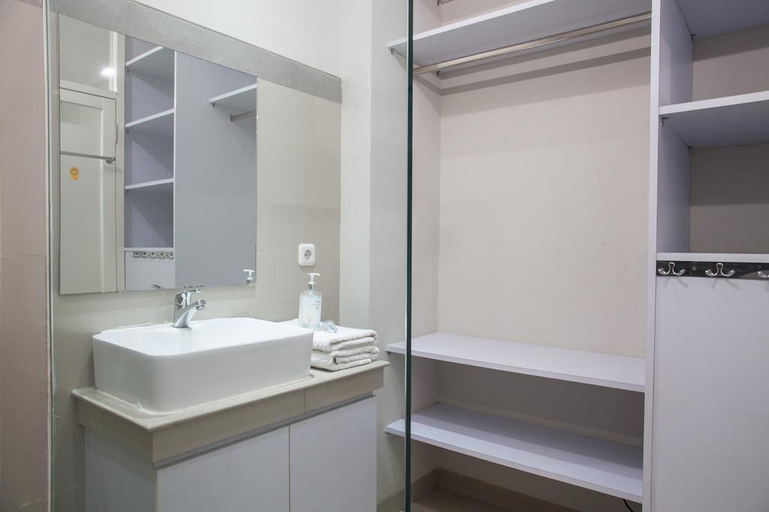 Bathroom 5, Kanwa Residence, Surabaya