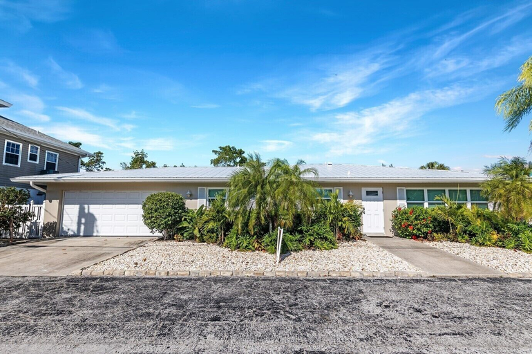 Exterior & Views 2, 105 Tropical Shore Way, Lee