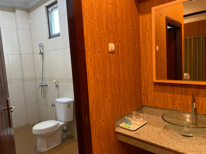 Bathroom 4