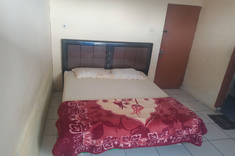 Bedroom 12