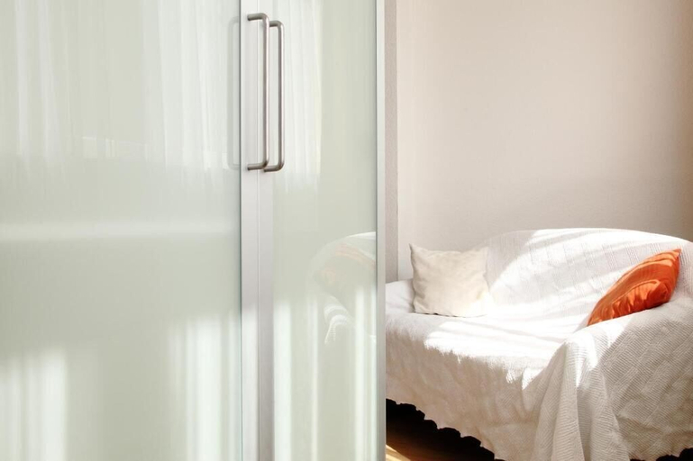 Bedroom 3, Stadt-gut-Hotel Rheinischer Hof, Essen