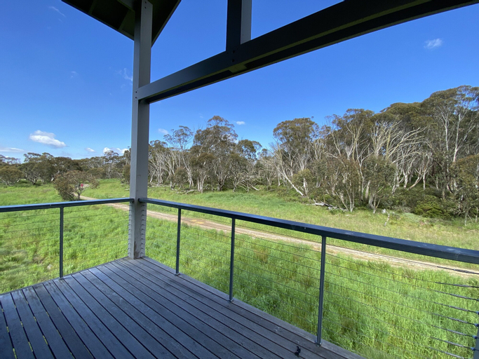 Exterior & Views 5, Krystal Peaks, Alpine - East