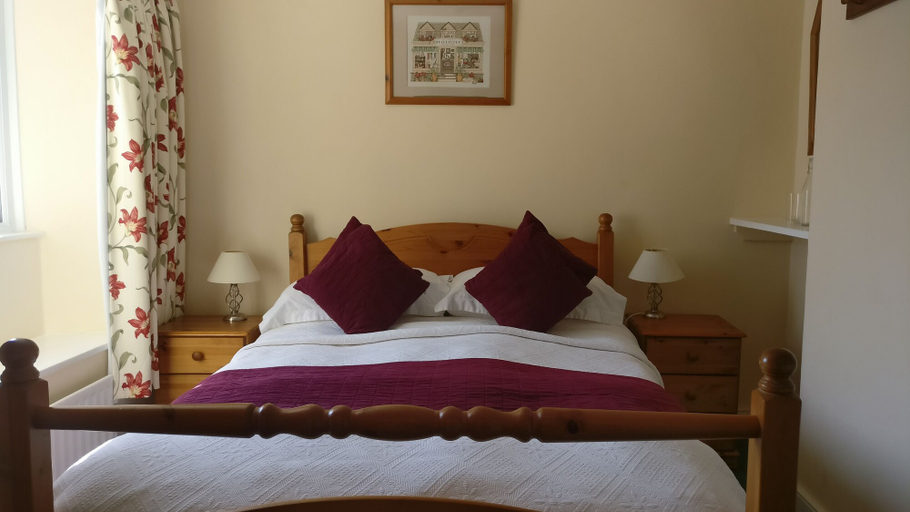 Bedroom 5, Ring O Bells, Devon