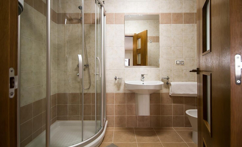 Bathroom 4, 103494 - Apartment in O Pindo, A Coruña