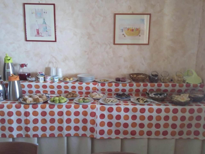 Food & Drinks 4, Yellow House, Catanzaro