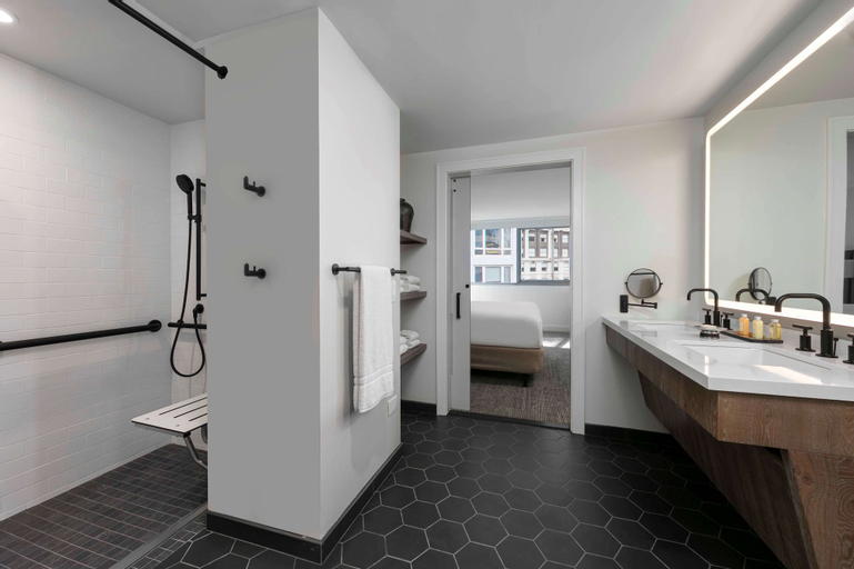 Bathroom 21