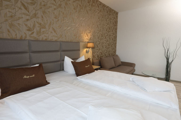 Bedroom 14