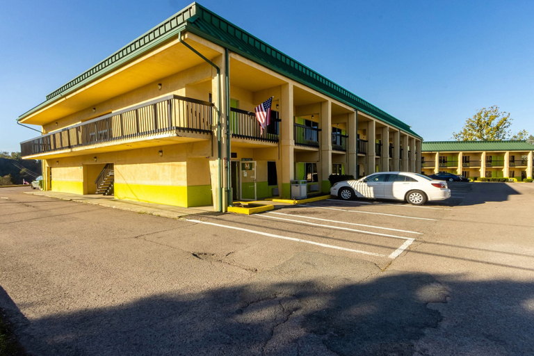 Exterior & Views 2, Hotel M Morgantown - WVU Area, Monongalia