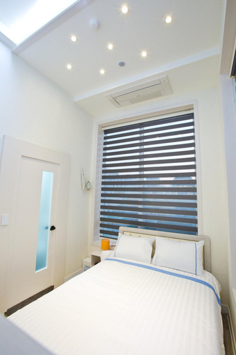 Bedroom 3, Hotel The-Ore, Mapo