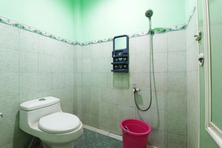 Bathroom 5, Wisma Aam Syariah, South Jakarta