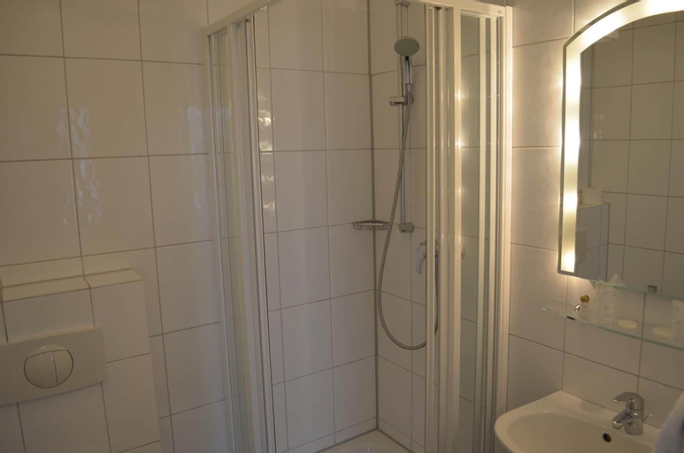 Bedroom 4, Hotel Restaurant Am Park, Recklinghausen