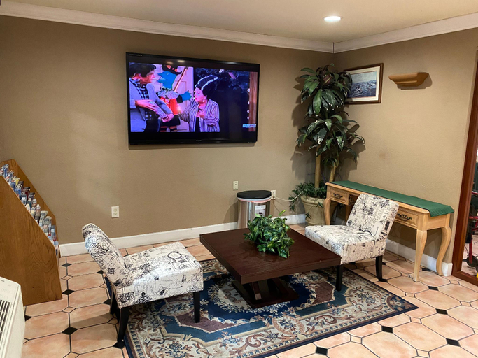 Public Area 5, Budget Inn of Hayward, Alameda